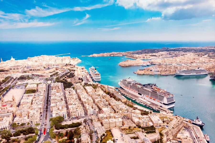 From Sliema: Cruise Around Malta's Harbours & Creeks - Manoel Island and the inner waters of Marsamxett Harbour