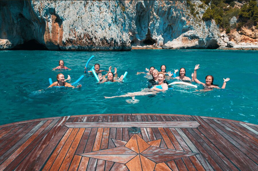 From Sorrento: Capri Island Boat Day Trip With Transfer - Key points at a glance