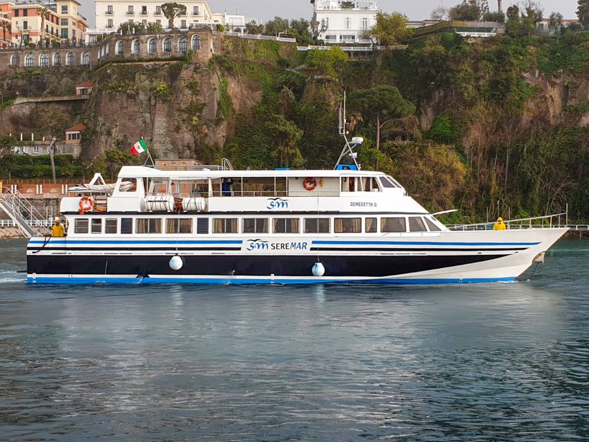 From Sorrento: Positano and Amalfi Day Cruise - The ride back to Sorrento