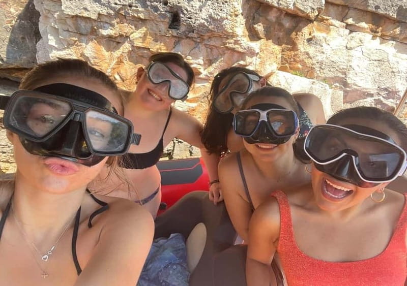 From Split: Blue Cave, Hvar, Mamma Mia, 5 Islands boat Tour - Komiža gives you the most human stop
