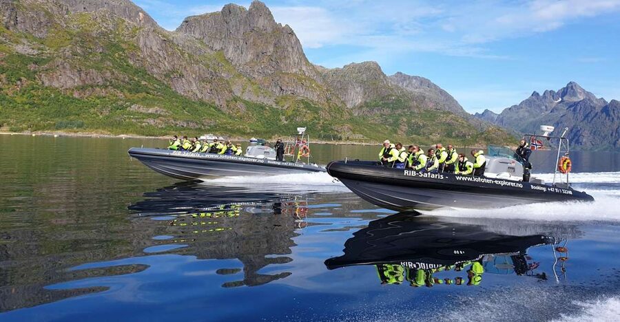 From Svolvaer: Trollfjorden Wildlife RIB Cruise - Øyhellsundet and the changing scenery