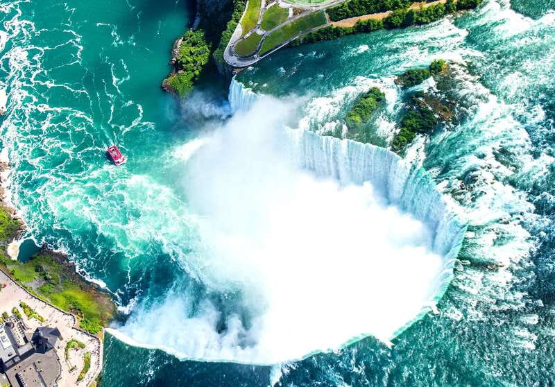 From Toronto: Niagara Falls Evening Tour With Boat Cruise - First views at the Whirlpool and along the Niagara Parkway
