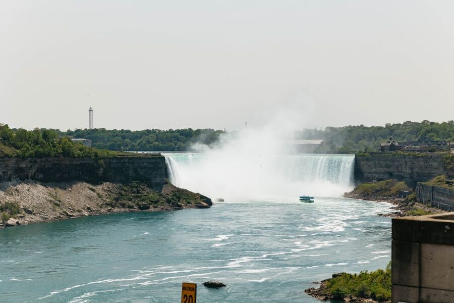 From Toronto: Niagara Falls + Winery, Cruise, & Lunch Option - Who will enjoy this day most?