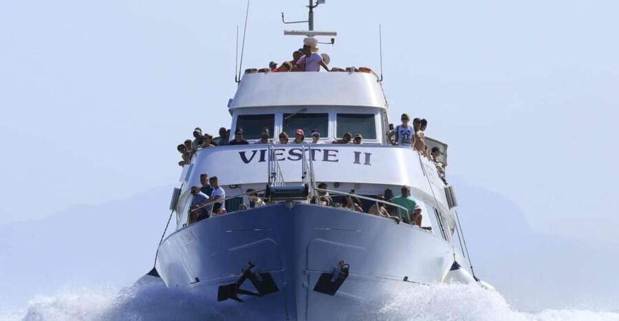 From Trapani: Day Cruise to Favignana & Levanzo with Lunch - Two hours on Favignana