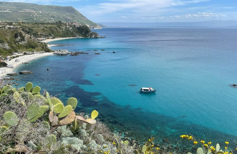 From Tropea: Capo Vaticano boat tour with snorkel & aperitif - How good is the $47 value?