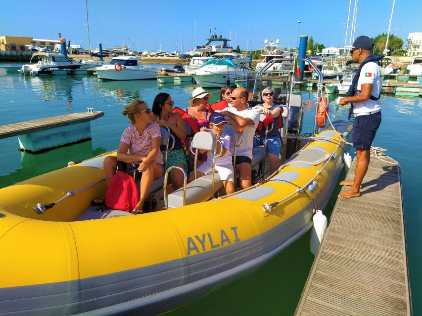 From Vilamoura: 2.5-Hour Benagil Cave and Dolphins Boat Tour - What to wear and bring