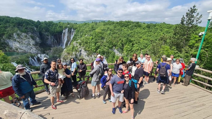 From Zadar: Plitvice Lakes Day Trip with Guide and Boat Tour - Paying the Plitvice Entrance Fee in Cash