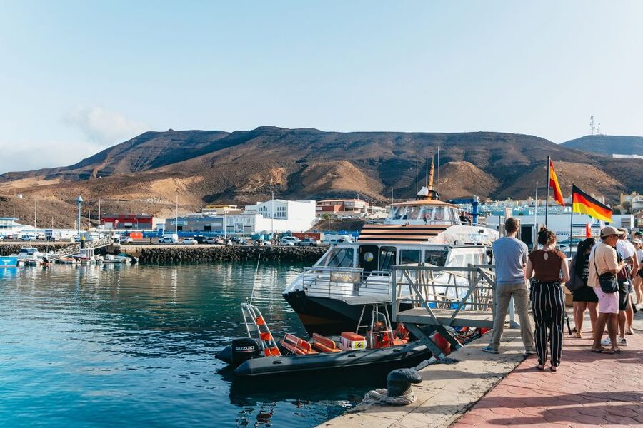 Fuerteventura: Glass Bottom Boat Cruise with Lunch & Drinks - Key points at a glance