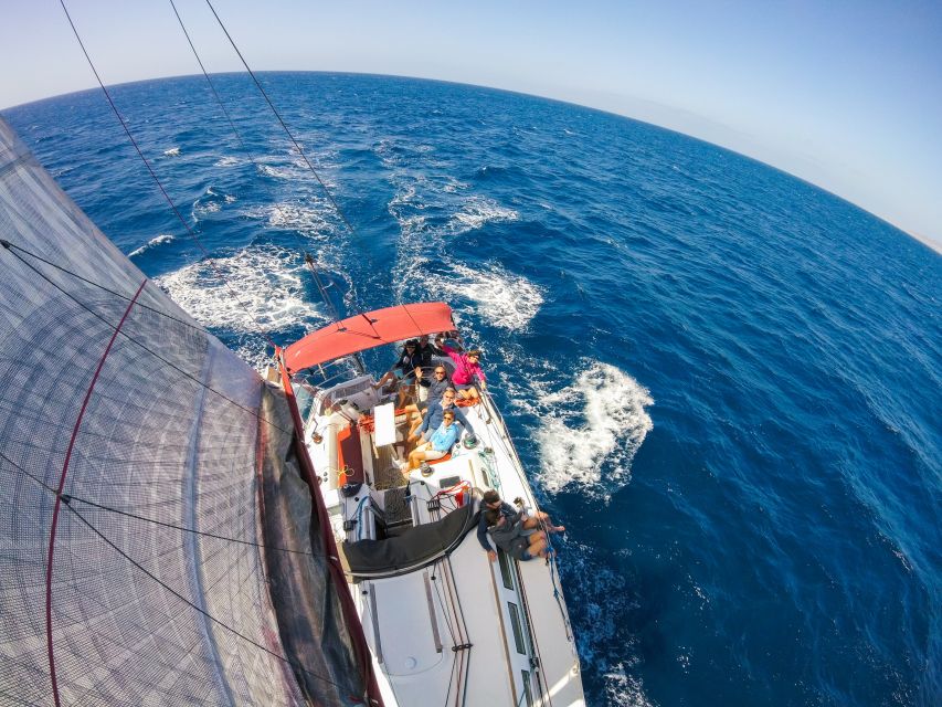 Fuerteventura: Sailing with Snorkeling and Dolphin Watching - What the small yacht changes