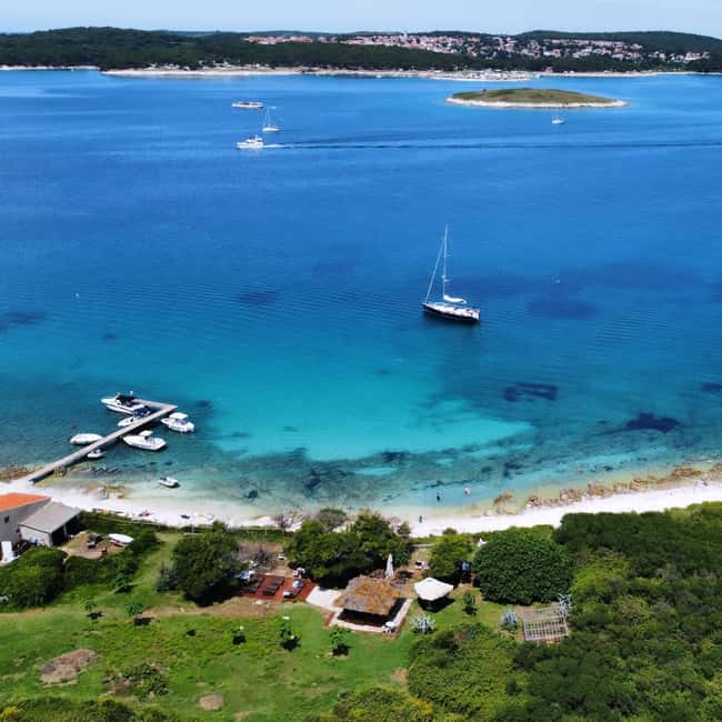 Full-Day Boat Trip, Cave Swim, lunch & Drinks - Medulin/Ceja - A cave swim at the southern tip of Istria