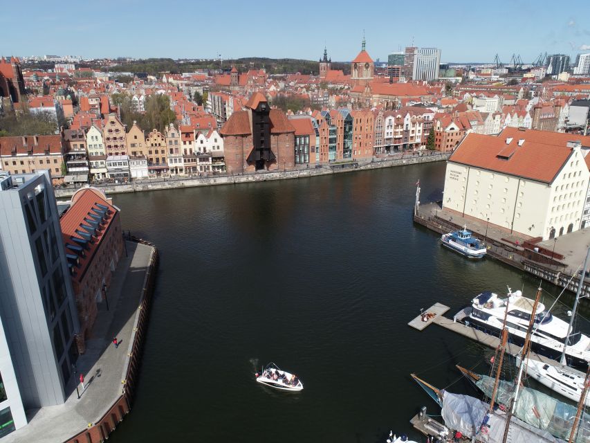 Gdańsk: Motlawa River Yacht Cruise - A small yacht makes a real difference