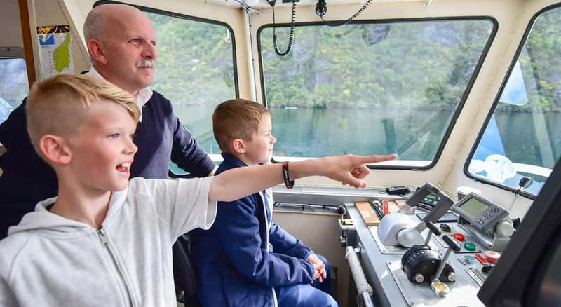 Geiranger: Fjord and Waterfalls Sightseeing Boat Trip - What the audio guide adds