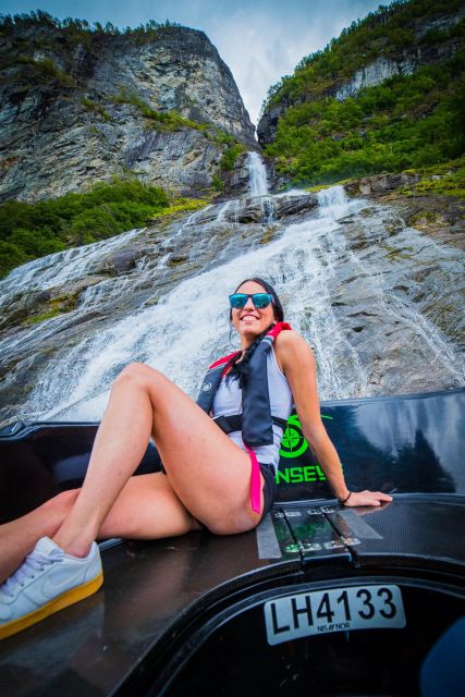 Geiranger: Guided Geirangerfjord Boat Tour - Brudesløret and the final run