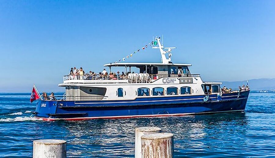 Geneva: 50-Minute Lake Geneva Cruise - The CGN app and audio commentary