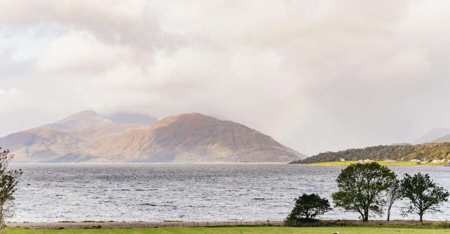 Glasgow: Loch Ness, Glencoe and Highlands Tour with Cruise - What the guides add to the day