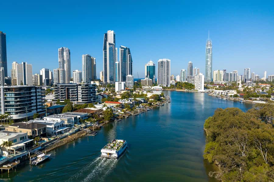 Gold Coast: Sightseeing Cruise with Buffet Lunch - Quick points before you book