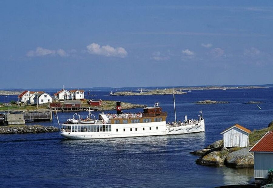Gothenburg: Archipelago cruise with guide - The southern archipelago by boat
