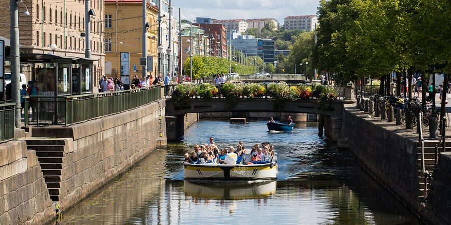 Gothenburg: City Canal Sightseeing Cruise - Why the 50-minute length works