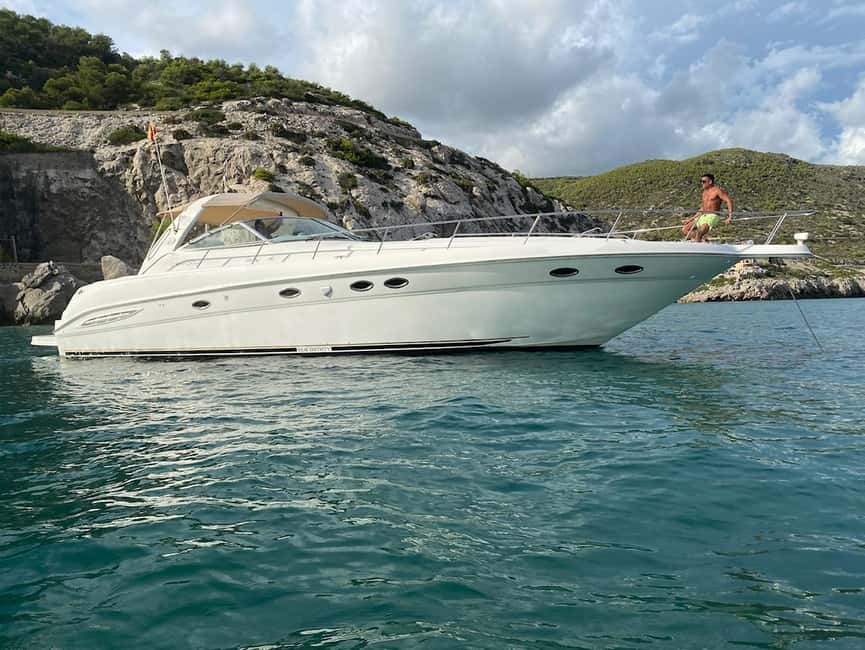 Gran Canaria: Shared yacht trip with drinks, lunch, and snorkeling - From Your Hotel to Puerto Rico Marina