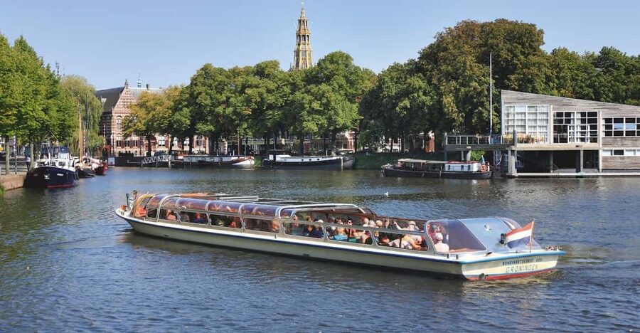 Groningen: City Canal Cruise - A quick look at Groningen from the canals