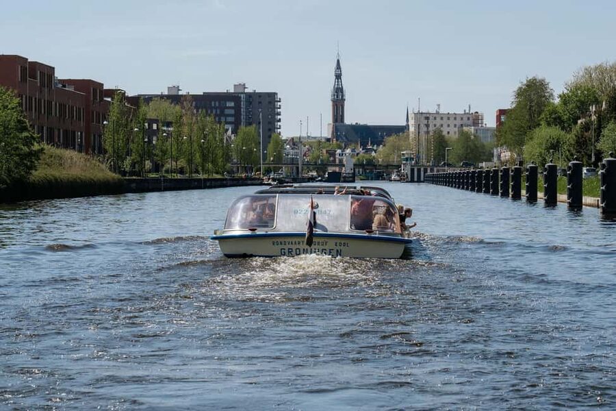 Groningen: City Canal Cruise - Martinitoren and Groningen’s old towers