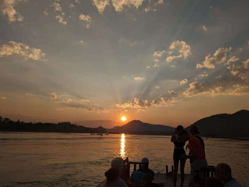 Half Day Mekong Cruise to Pak Ou Caves (Morning / Afternoon) - Why the Mekong is the best way to reach Pak Ou