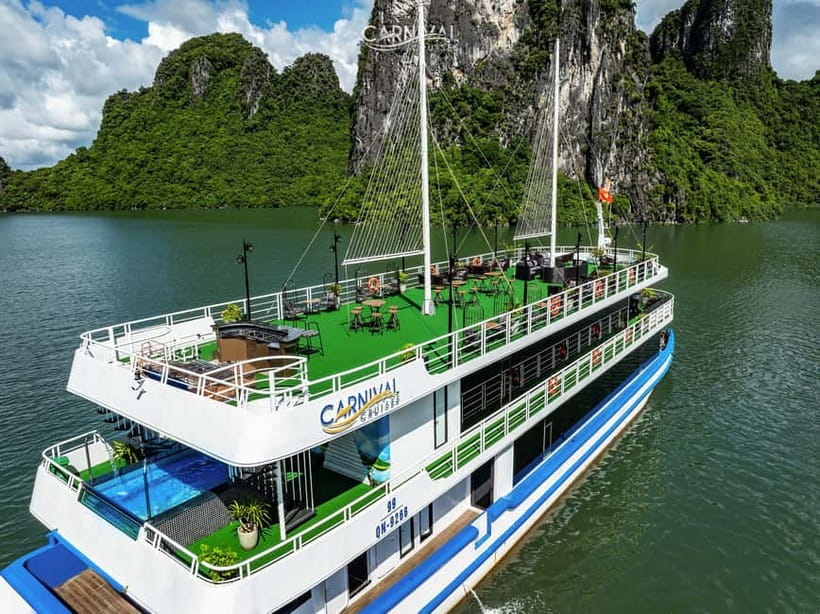 Halong Bay: Luxury Day Cruise w/ Pool, Kayak, Free Transfer - Lunch with limestone views