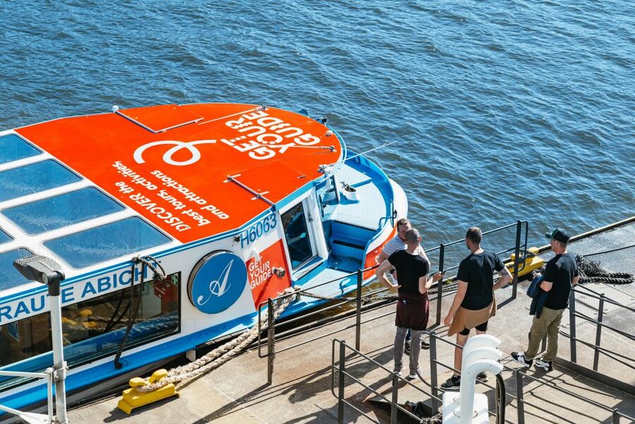 Hamburg: 1.5-Hour Harbor and Speicherstadt Day Cruise - Is $40 a fair price for 90 minutes?