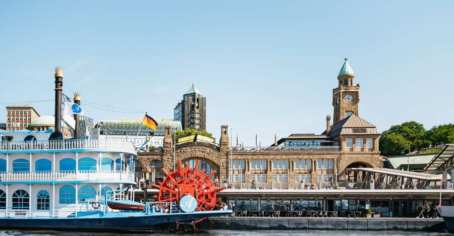 Hamburg: 1-Hour Harbor Sightseeing Cruise with HafenCity - St. Pauli Piers and the first view of the Elbe