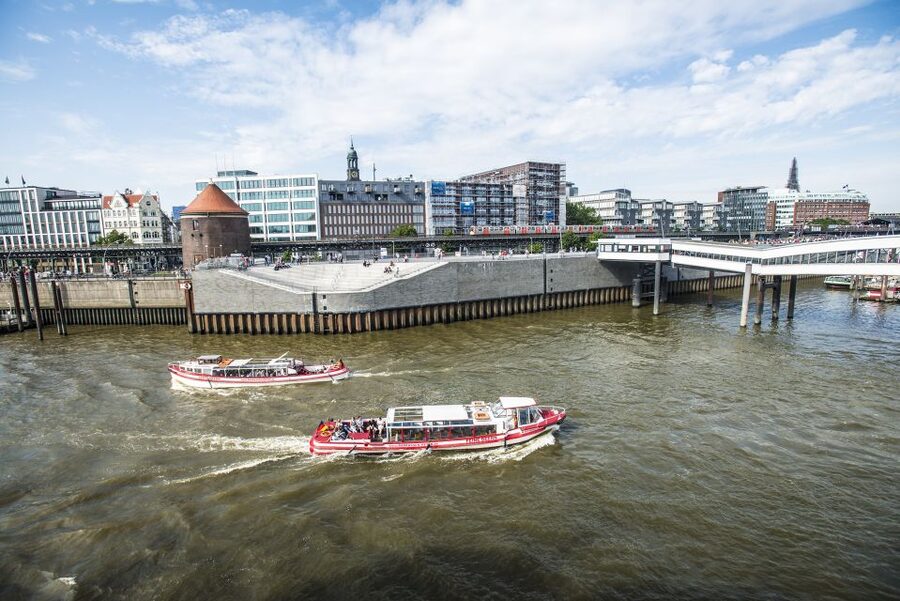 Hamburg: 2-Hour Harbor Cruise - Key points to know before sailing