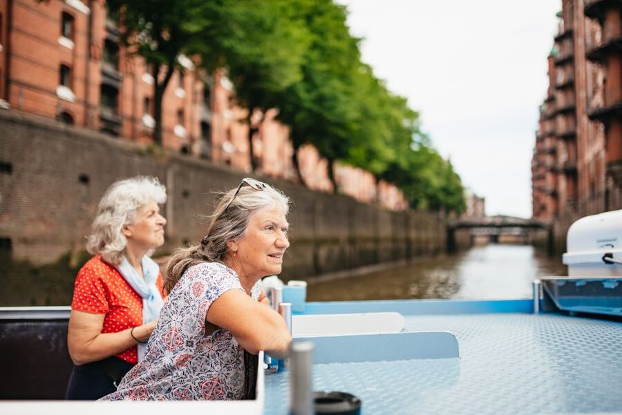 Hamburg: 2-Hour XXL Port of Hamburg Cruise Tour - The language issue is the main decision point