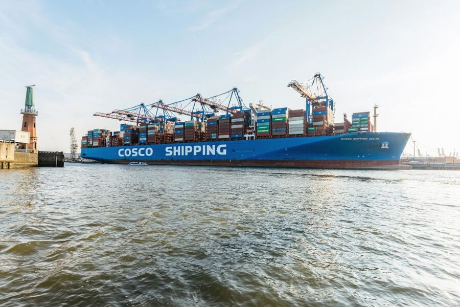 Hamburg: Harbor Cruise with Wine and Cheese - Seating, service, and the feel onboard