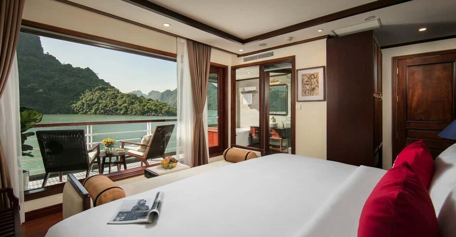 Hanoi: 2-Day Lan Ha & Halong Bay 5 Stars Cruise with Balcony - Lunch among the limestone canals