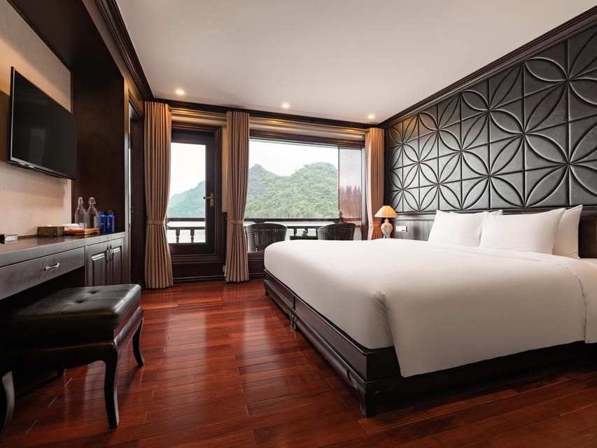 Hanoi: 2-Day Lan Ha & Halong Bay 5 Stars Cruise with Balcony - Tai Chi and the second morning on the bay