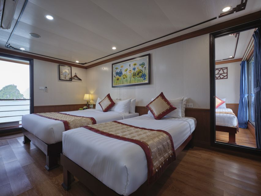 Hanoi: Aspira 5★ Overnight Cruise w/ Balcony & Free Transfer - Cooking class, dinner, and evening activities