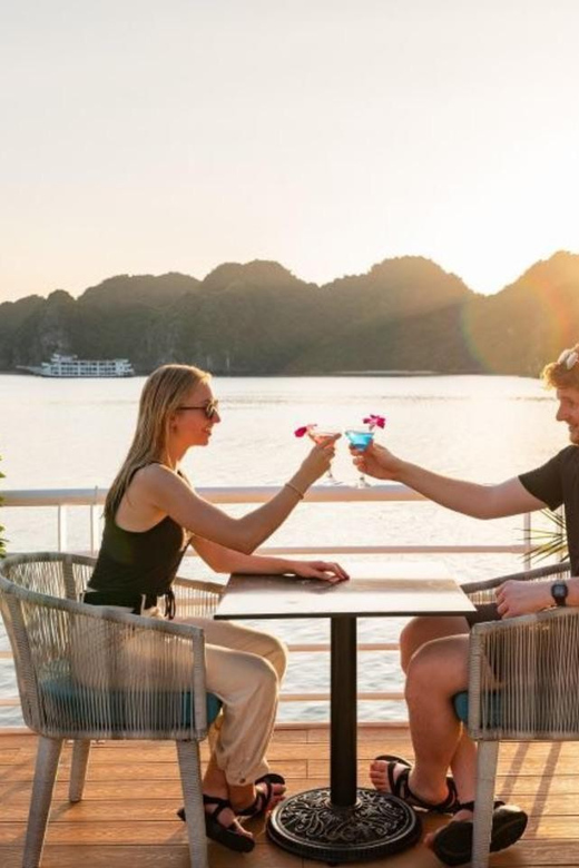 Hanoi: Cat Ba Island & Lan Ha Bay Day Trip Cruise with Lunch - Boarding at Beo Harbour and entering the bay