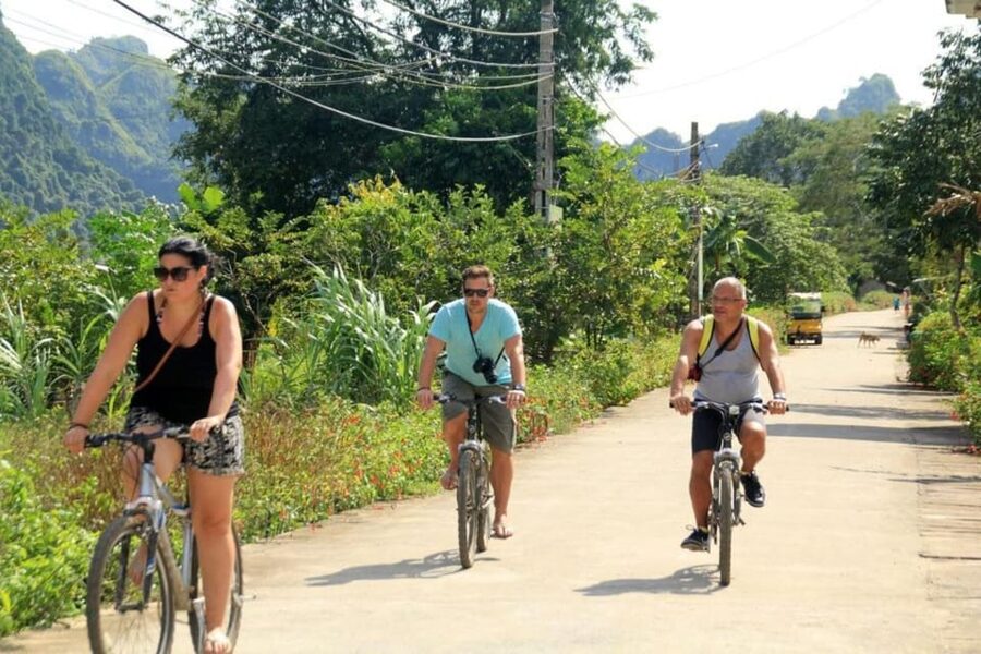 Hanoi: Cat Ba Island & Lan Ha Bay Day Trip Cruise with Lunch - Viet Hai Village by bicycle or electric car