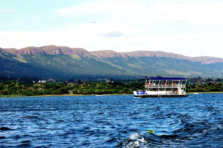Hartbeespoort: 2-Hour Dam Cruise with South African Food - What to bring and what to leave behind
