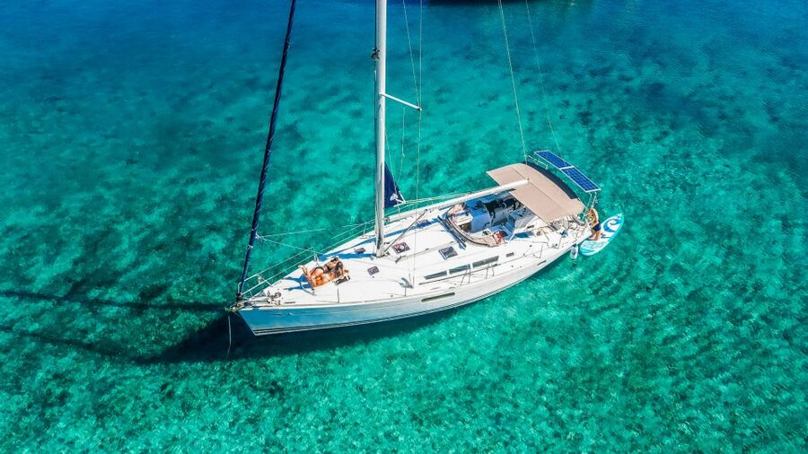Heraklion: Dia Island Sailboat Cruise with Swimming and Meal - Why the 14-person limit matters