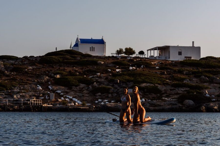Heraklion: Dia Island Sailing Cruise with Snorkeling - Swimming, snorkeling, and paddleboarding in the main bay
