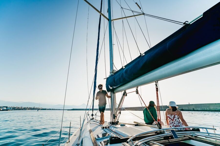 Heraklion: Sailboat Cruise to Dia Island with Drinks & Lunch - What the $35 price really buys