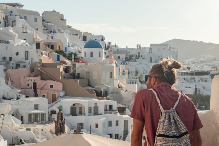 Heraklion: Santorini Day Trip with Boat Transfer & Oia Visit - The optional Santorini volcano boat