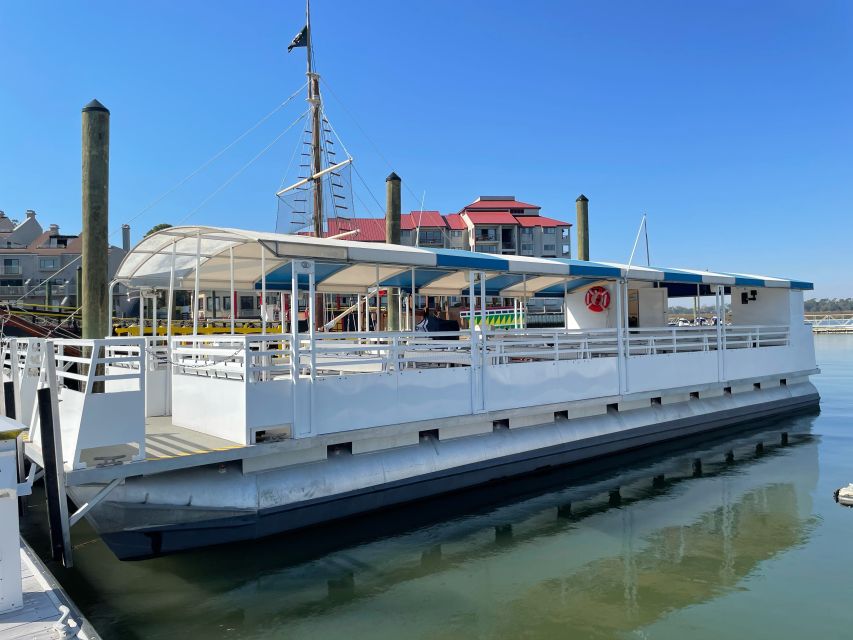 Hilton Head Island: Daytime Dolphin Watching Boat Tour - The crew and the family experience