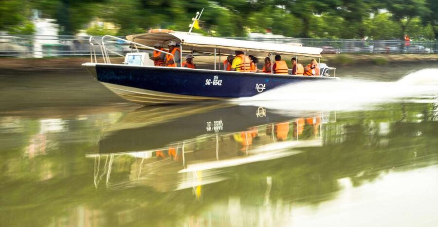 Ho Chi Minh City: Mekong Delta Full-Day Speedboat Tour - From Bach Dang Wharf to the quieter delta