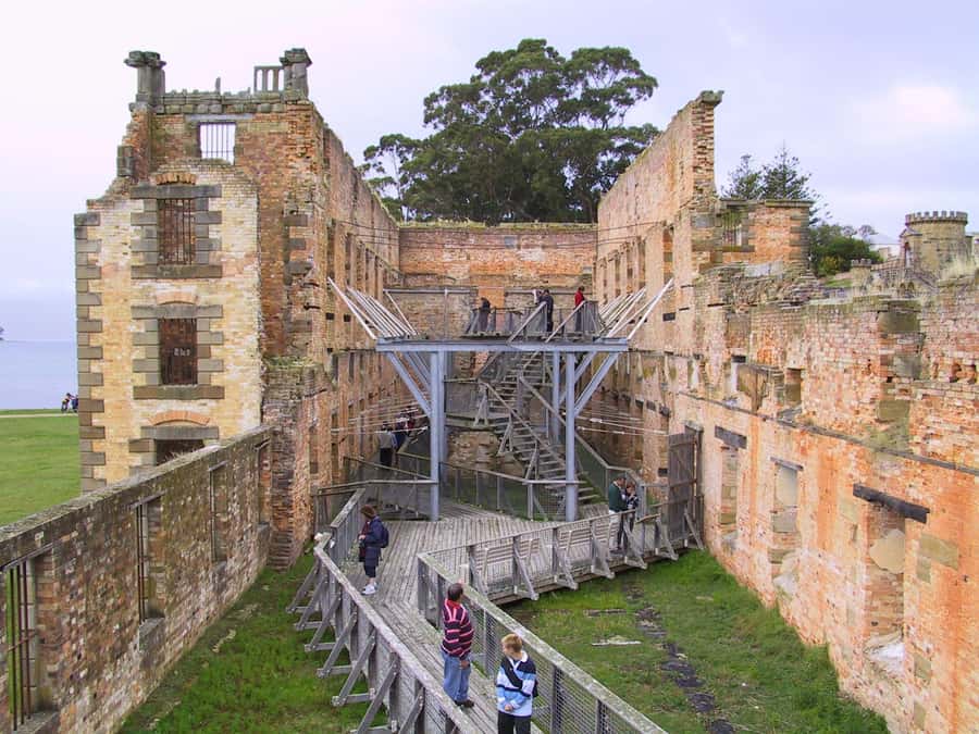 Hobart: Port Arthur & Tasman Park Full-Day Trip with Cruise - Tasman National Park and the coastal stops