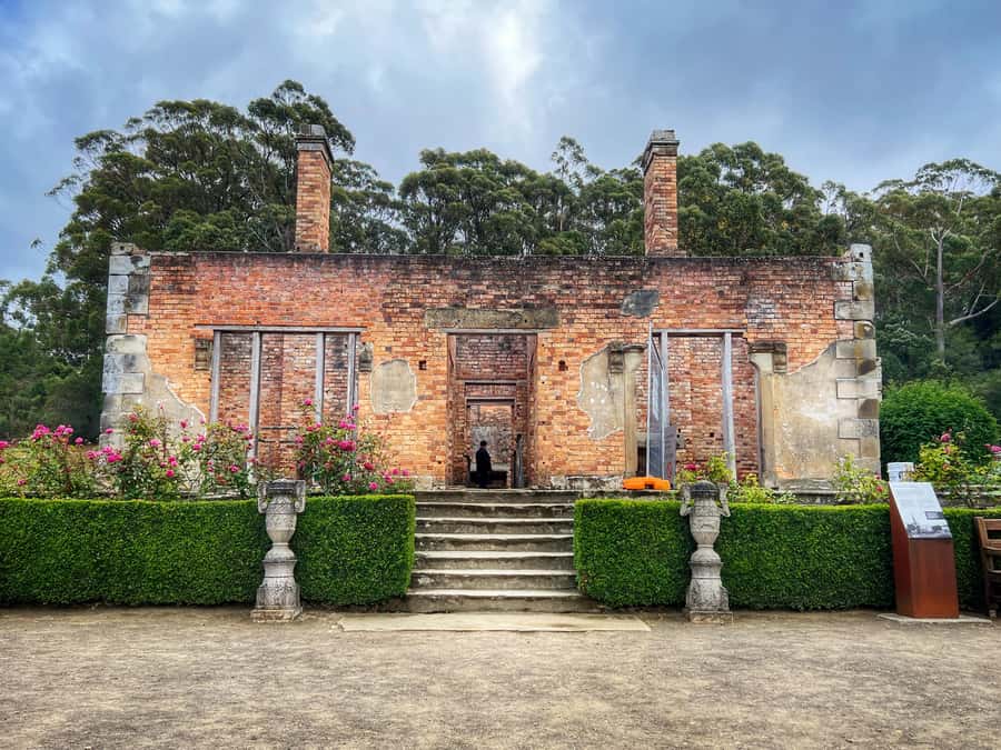Hobart: Port Arthur & Tasman Park Full-Day Trip with Cruise - From Hobart through Richmond Bridge
