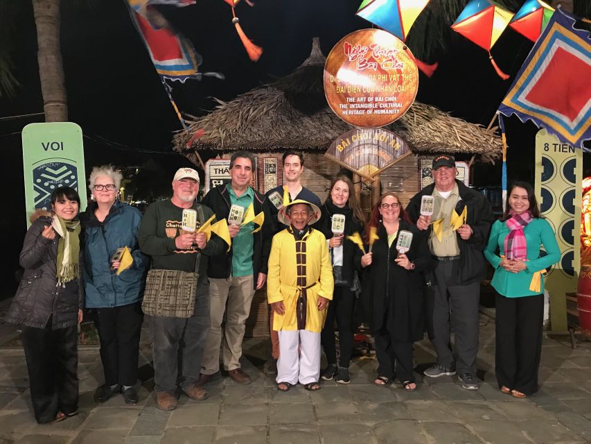 Hoi An: Evening Food Tour with 7 Tastings and Boat Trip - The lantern boat and a quieter river moment