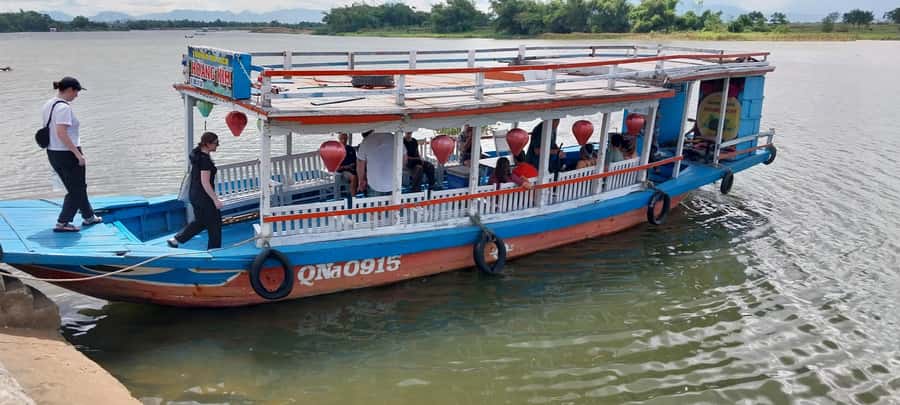 Hoi An: My Son Sanctuary, Rice Paper, Boat Trip & Lunch - The early drive from Hoi An
