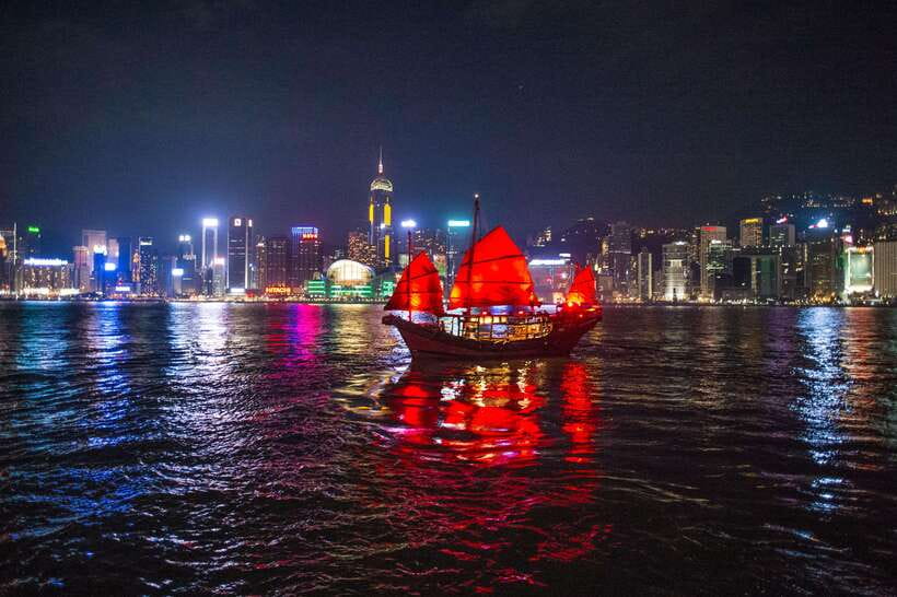 Hong Kong: Dukling, Antique Boat Tour in Victoria Harbour - Is $29 a fair price for 45 minutes?