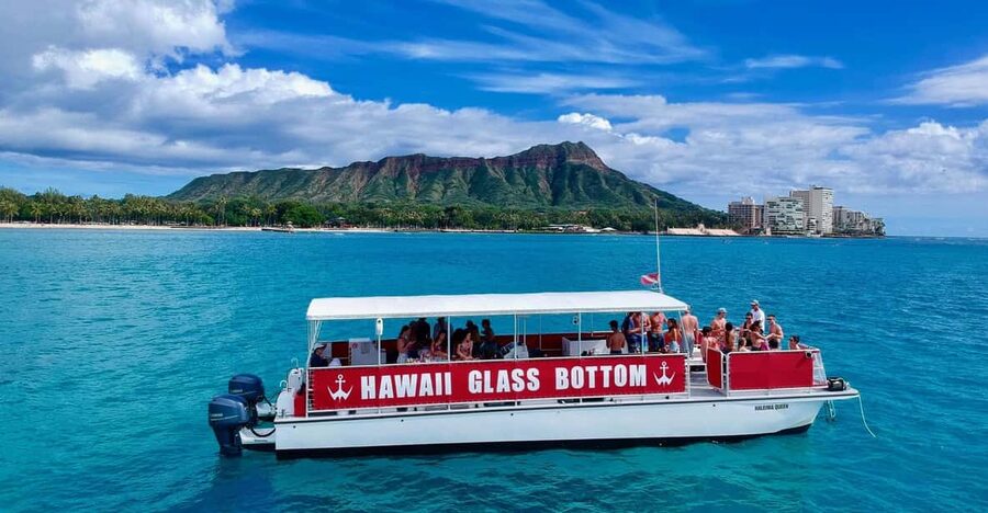 Honolulu: Glass Bottom Boat Tour along Oahu's South Shore - Leaving Kewalo Basin Harbor for an offshore view of Honolulu